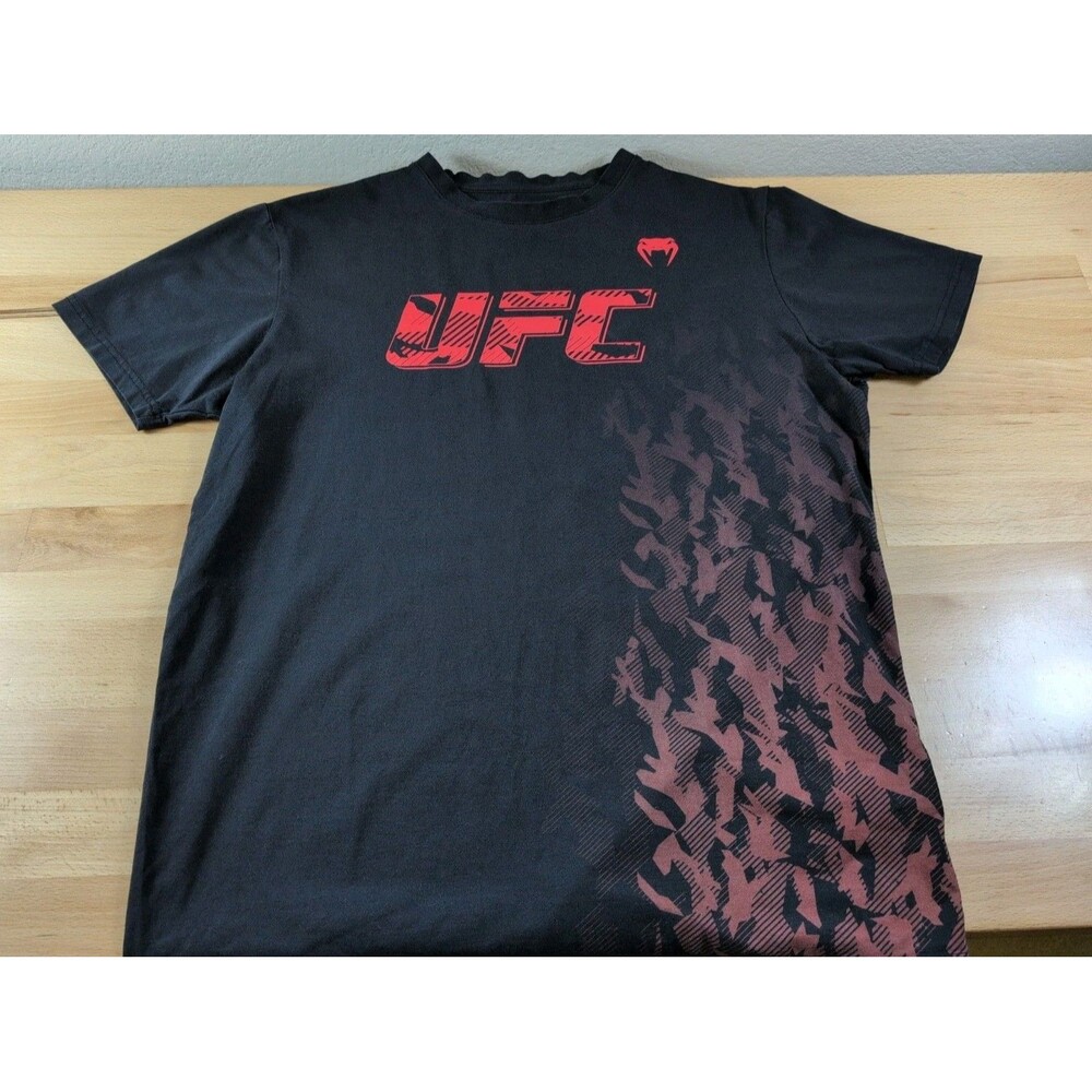 UFC Ultimate Fighting Championship Venom Graphic T-Shirt Black Size Large